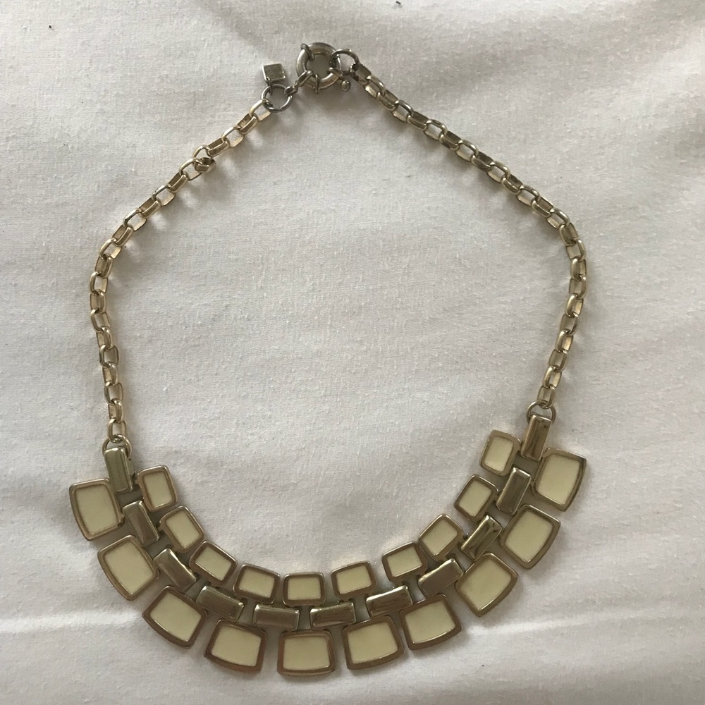 Statement necklace